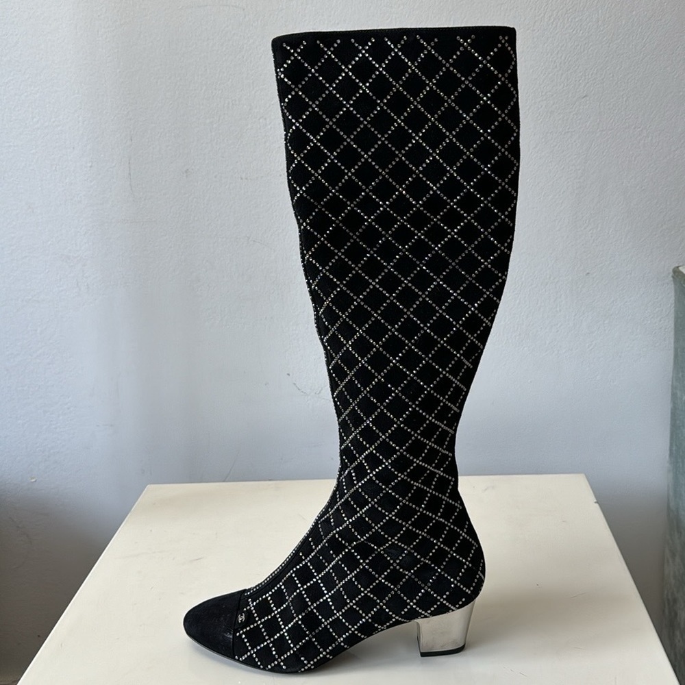 CHANEL 2019 Black Suede High Boots Size 37 - Picture 6 of 16